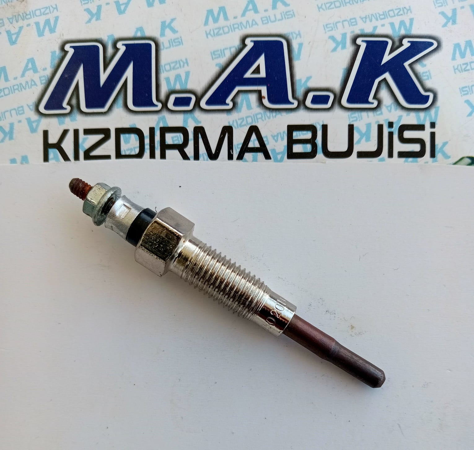 Mitsubishi 16 HP 2 Silindir Deniz Motoru Kızdırma Bujisi Mitsubishi 16 HP 2 Silindir Deniz Motoru Kızdırma Bujisi